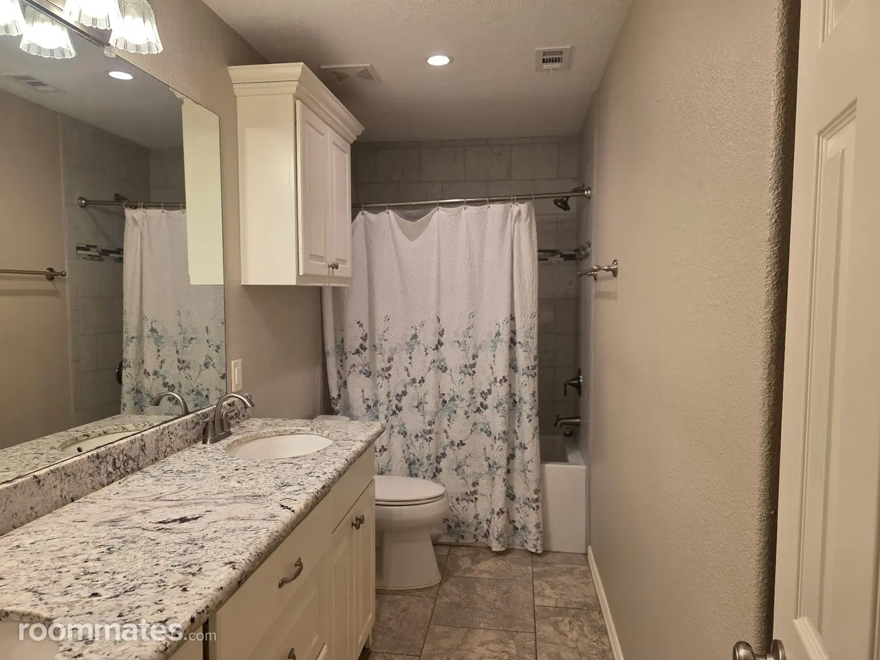 Profile photo 10 of 11