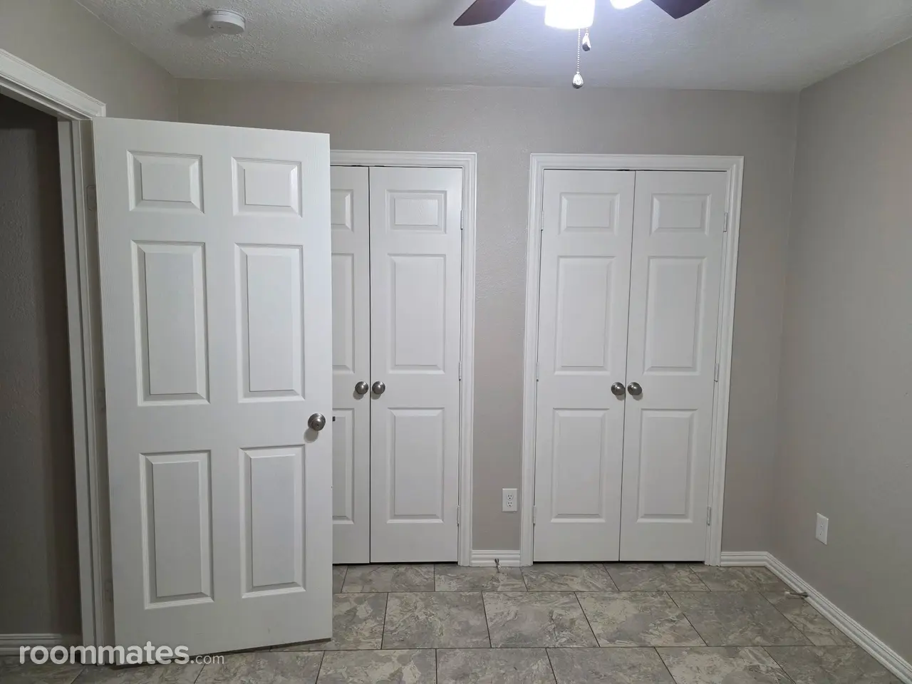 Profile photo 7 of 11