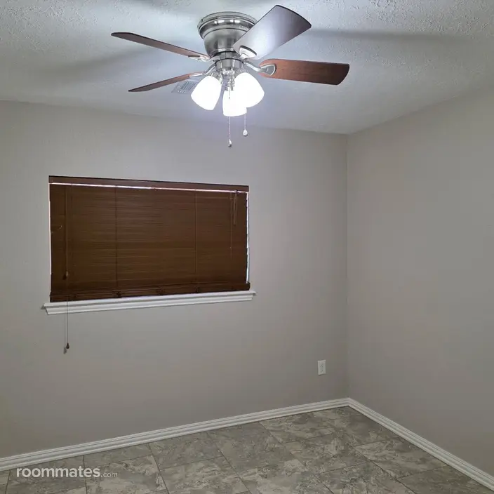 Room for rent in Spring, TX $700, house