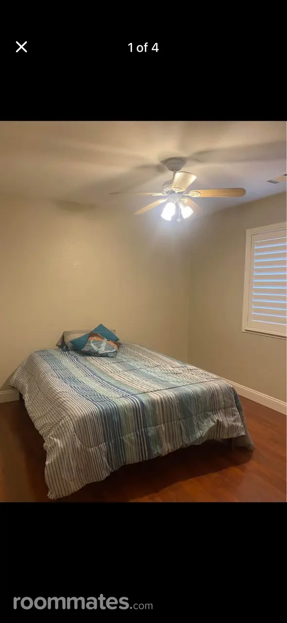 Profile photo 1 of 3