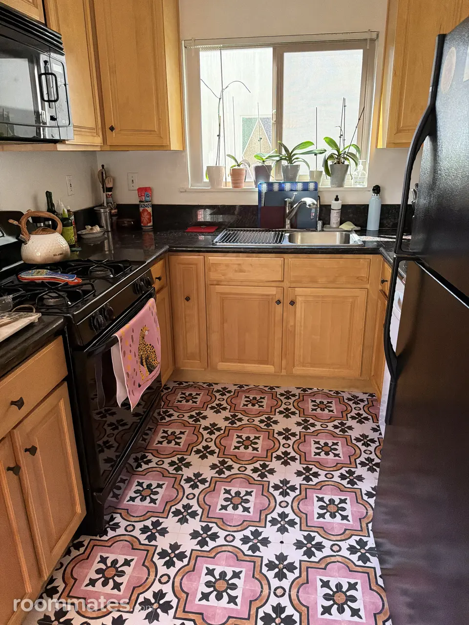 Profile photo 7 of 10