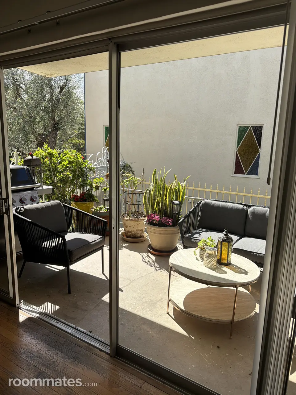 Profile photo 4 of 10