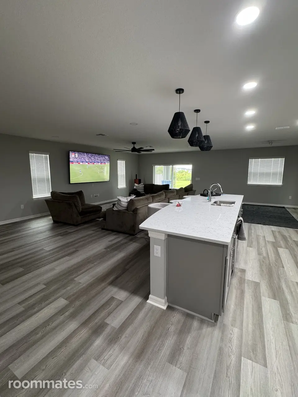 Profile photo 6 of 10