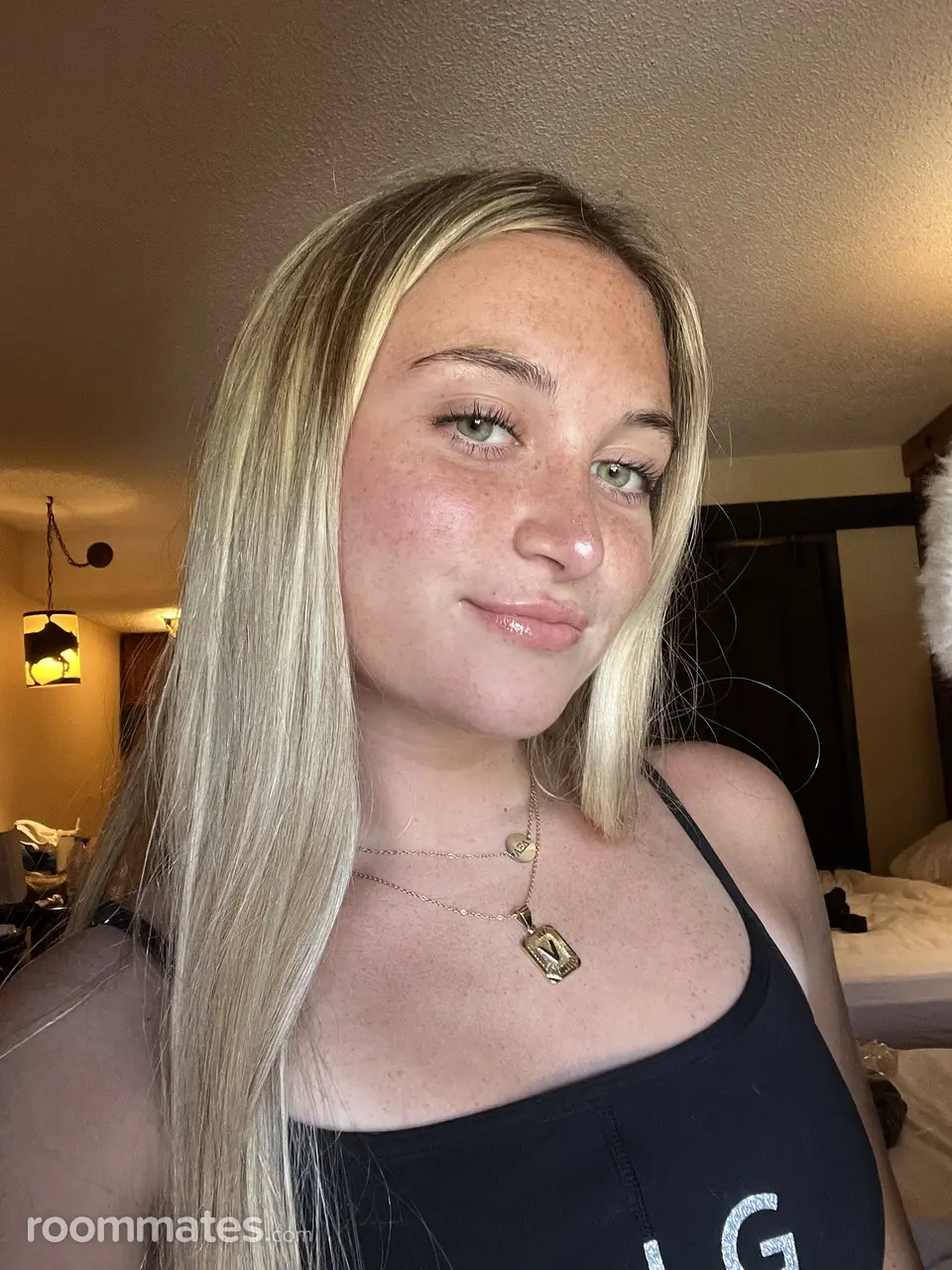 Profile photo 1 of 4