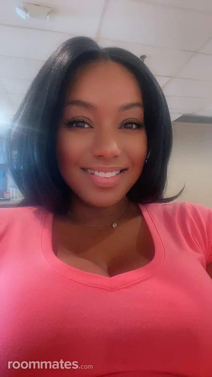 Profile photo 8 of 11