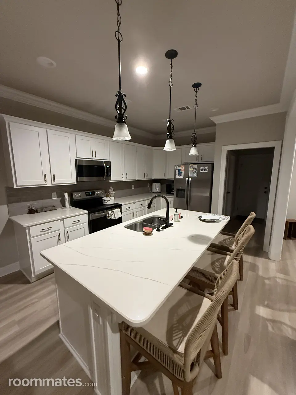 Profile photo 6 of 11