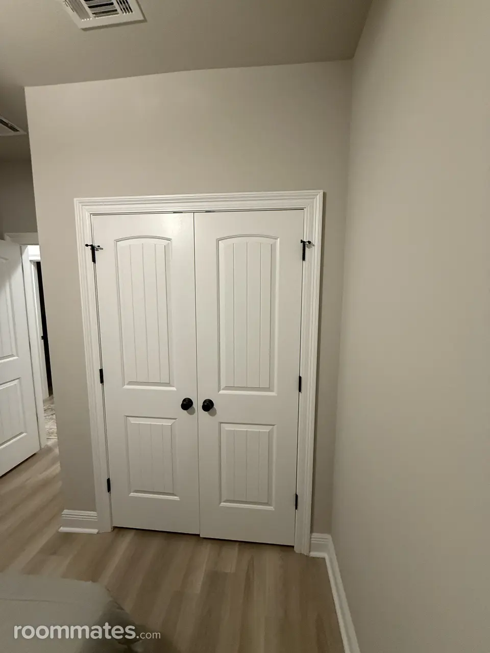 Profile photo 7 of 11