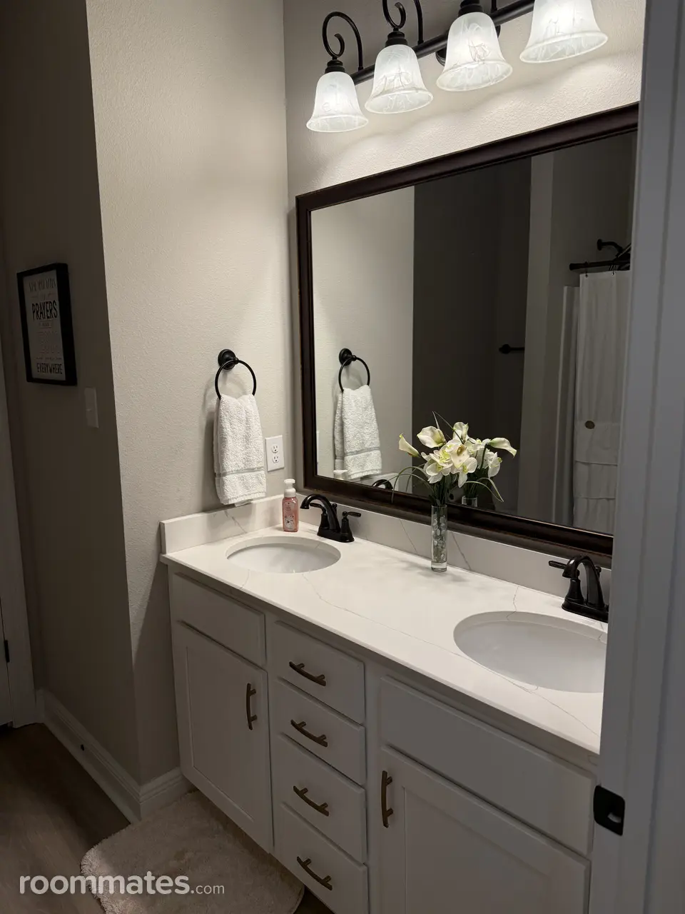 Profile photo 9 of 11