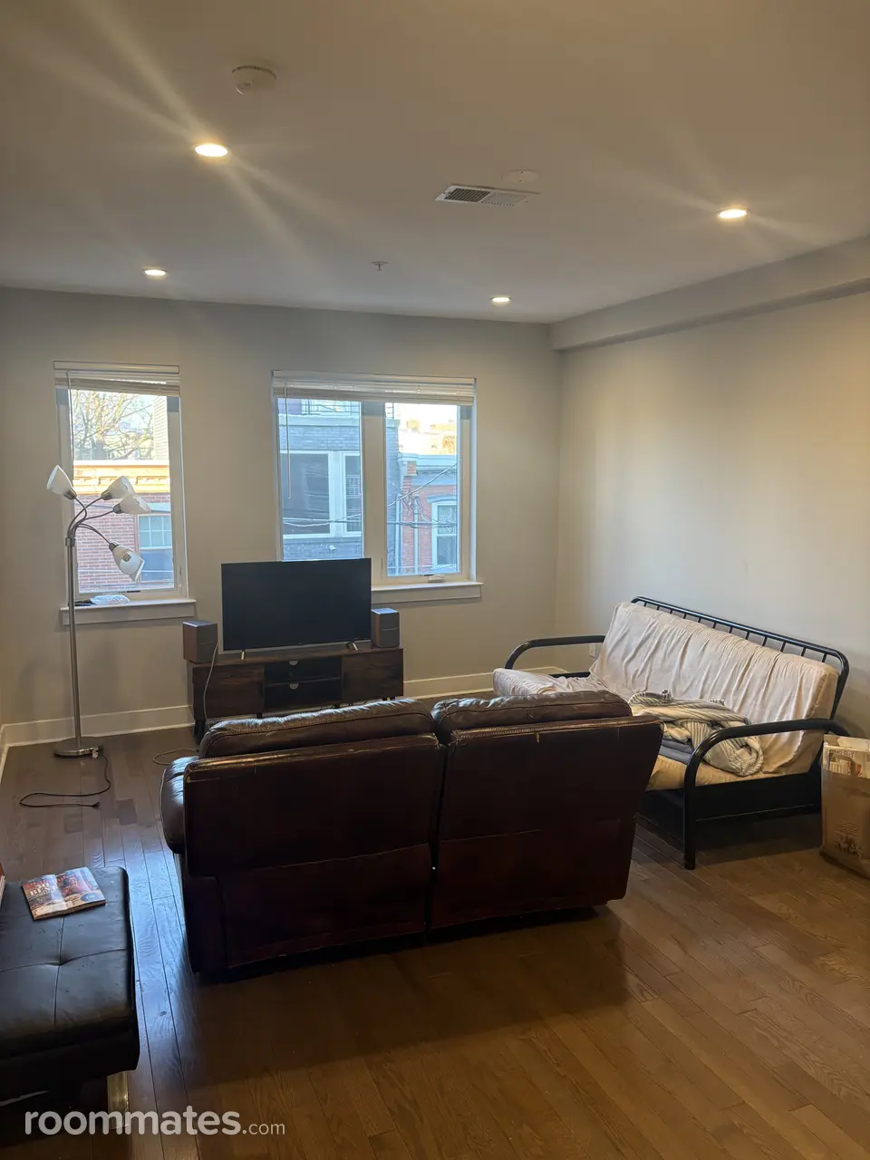 Profile photo 1 of 6