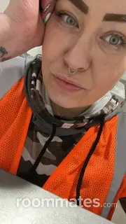 Roommate looking Monroe, MI, $1000