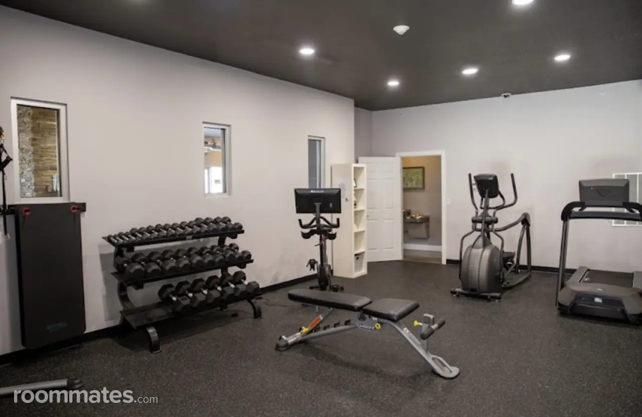 Profile photo 6 of 15