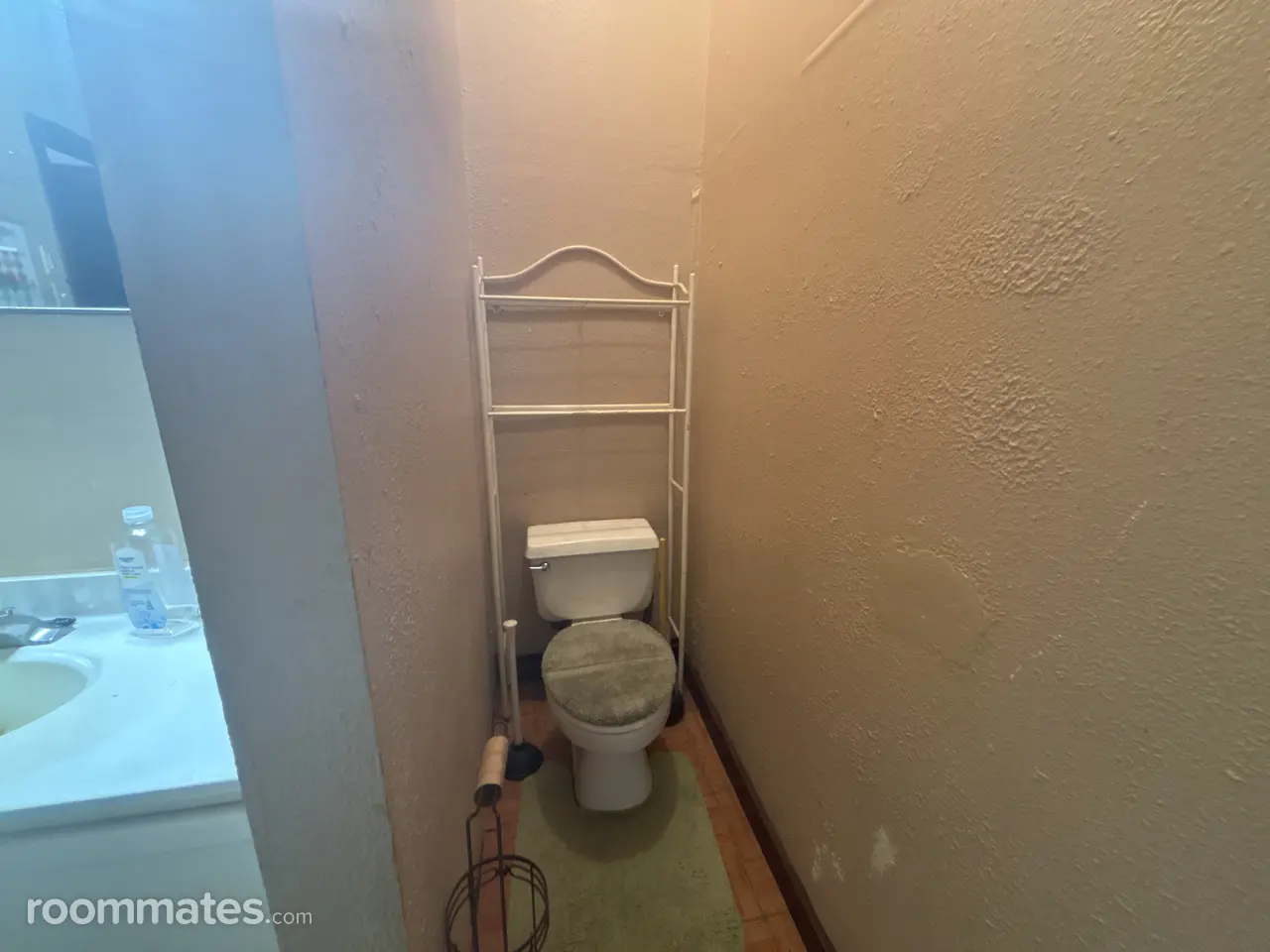 Profile photo 7 of 8