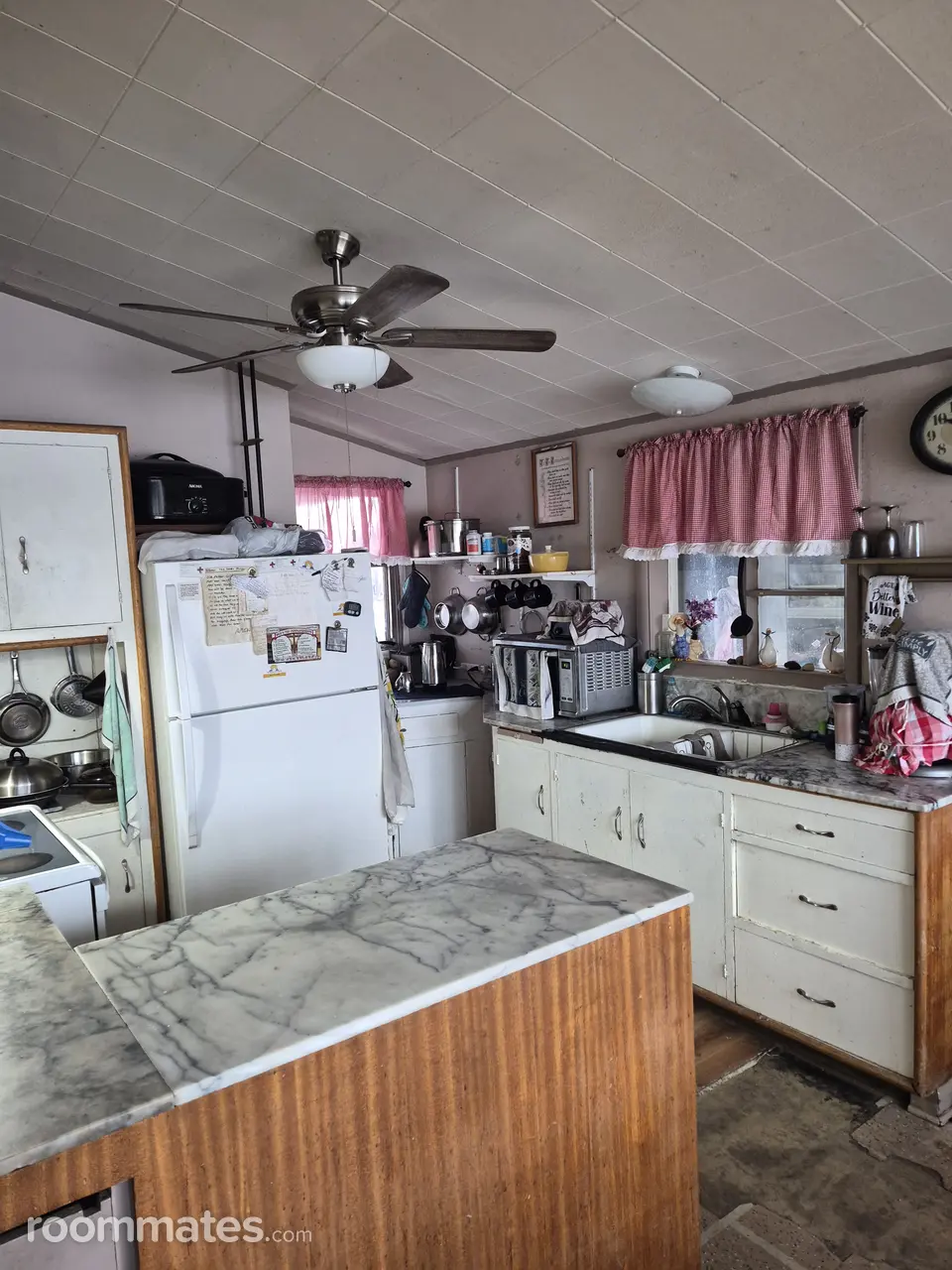 Profile photo 6 of 13