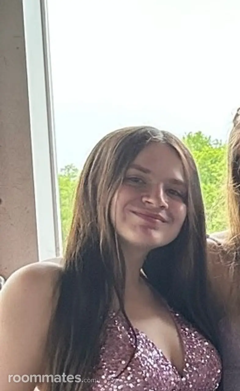 Profile photo 1 of 1