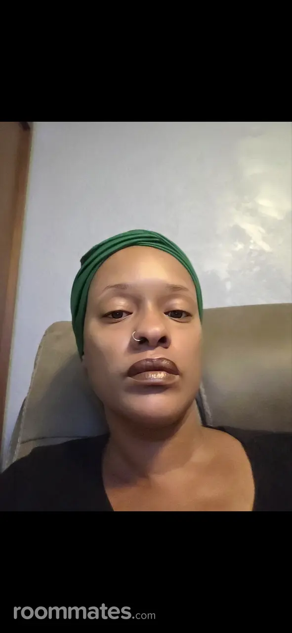 Profile photo 4 of 10