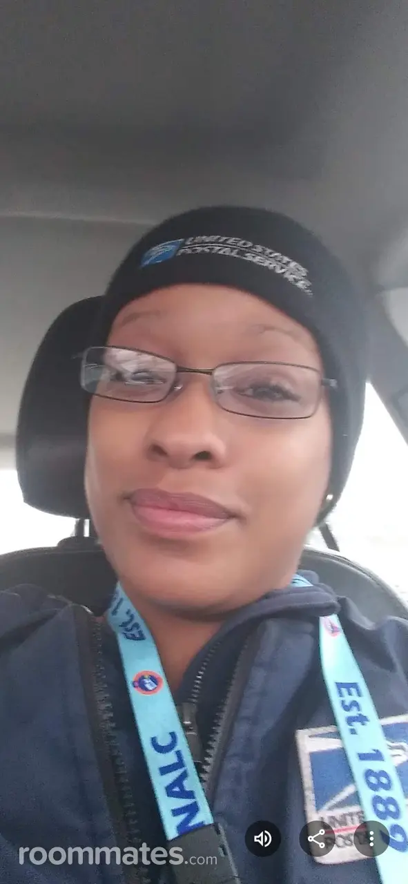 Profile photo 3 of 10