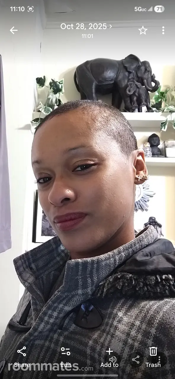 Profile photo 5 of 10