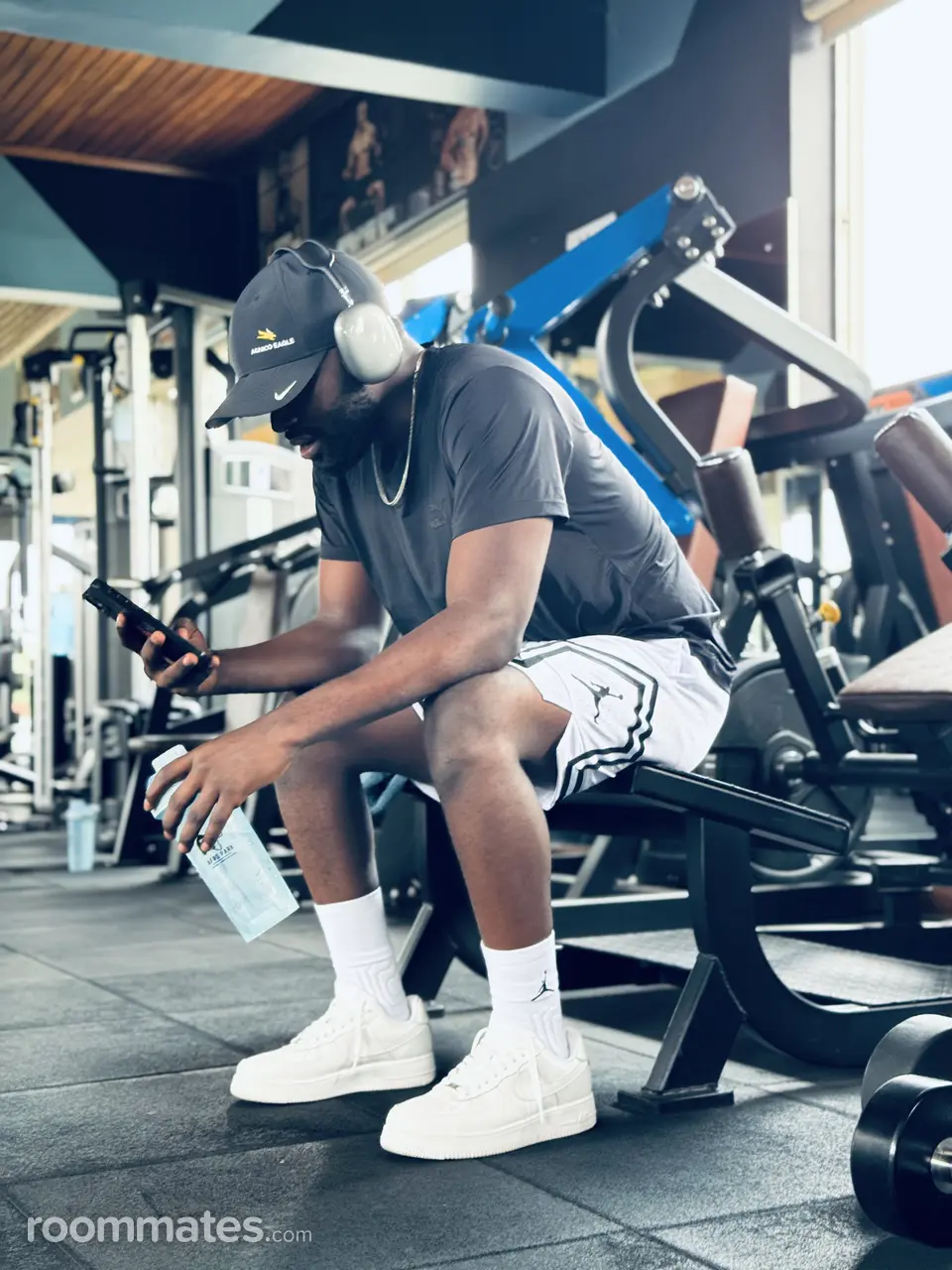 Profile photo 3 of 4