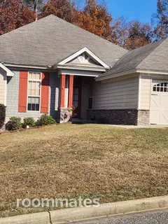 Room for rent in Prattville, AL $900, house