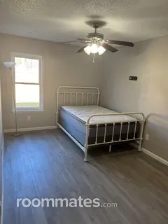 Room for rent in Ladson, SC $1000, house