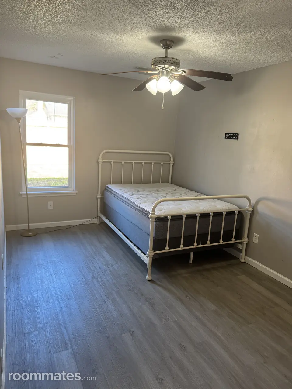 Profile photo 6 of 7