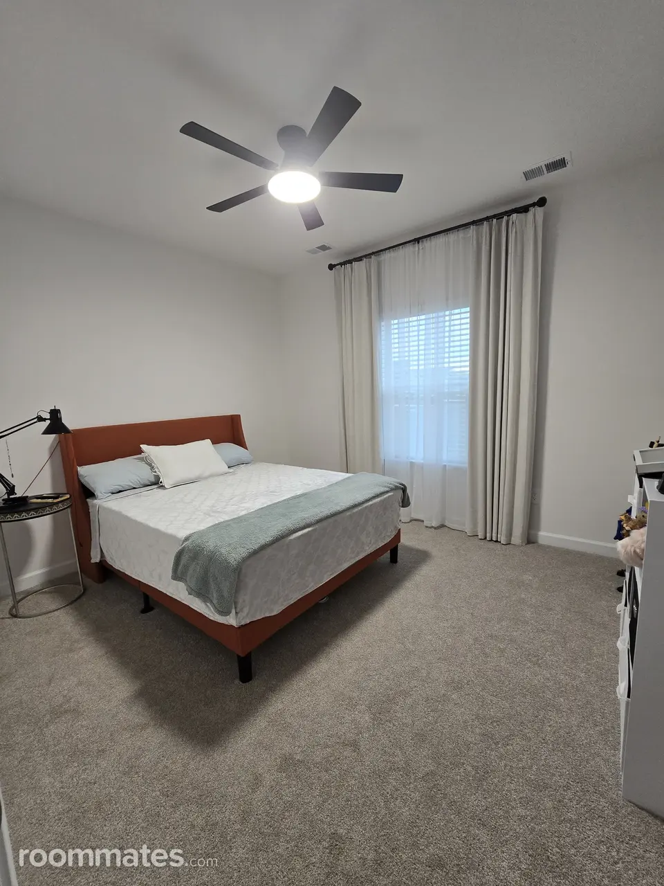 Profile photo 2 of 6