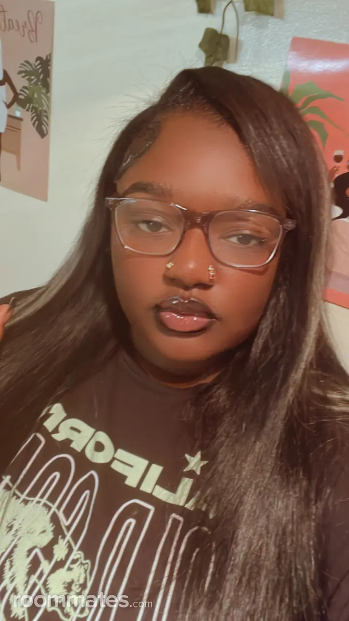 Profile photo 1 of 1