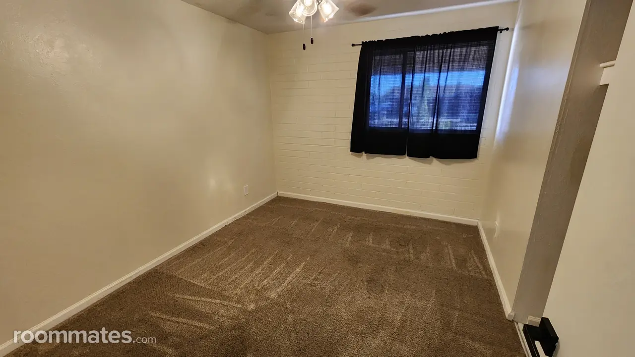 Profile photo 3 of 6