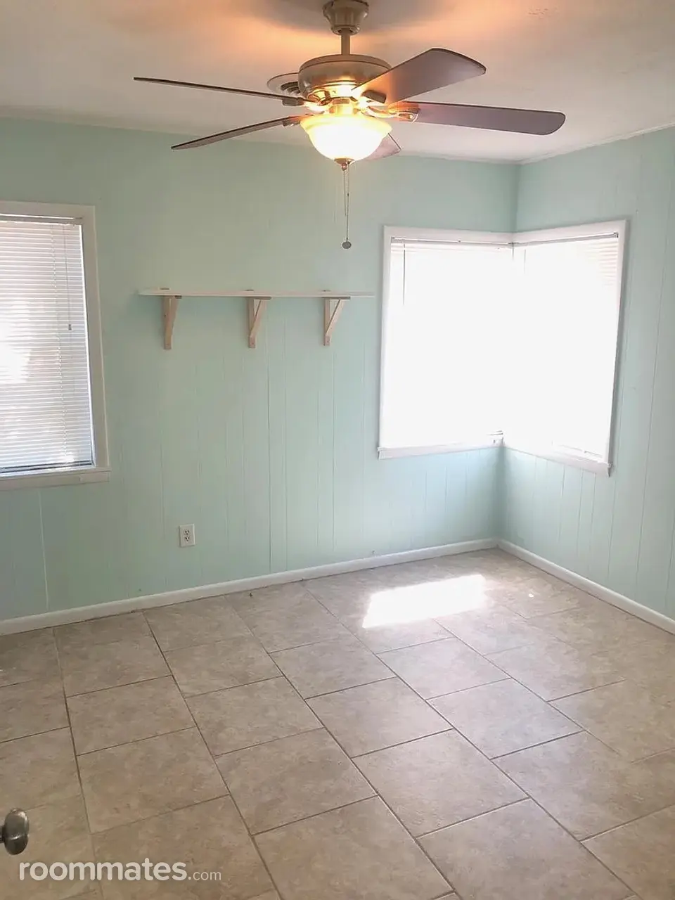 Profile photo 6 of 15