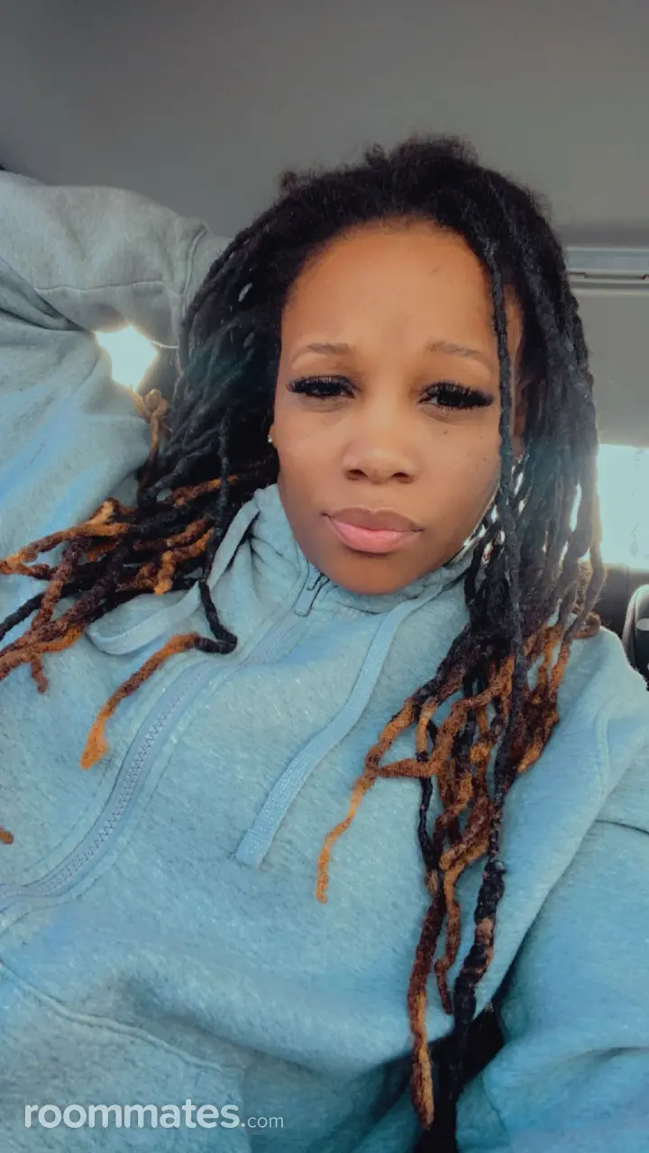 Profile photo 1 of 1