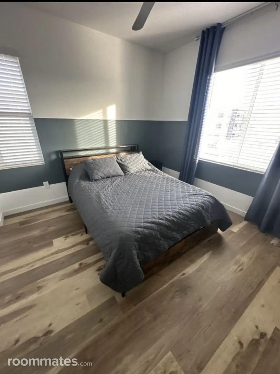 Profile photo 14 of 21