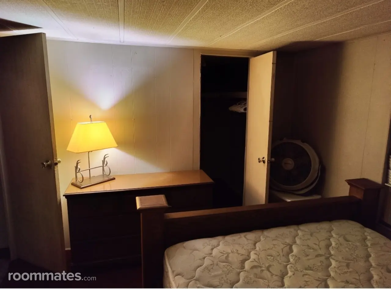 Profile photo 1 of 3