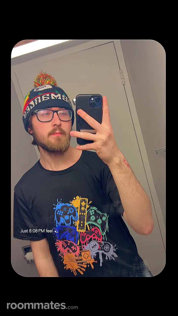 Profile photo 1 of 1