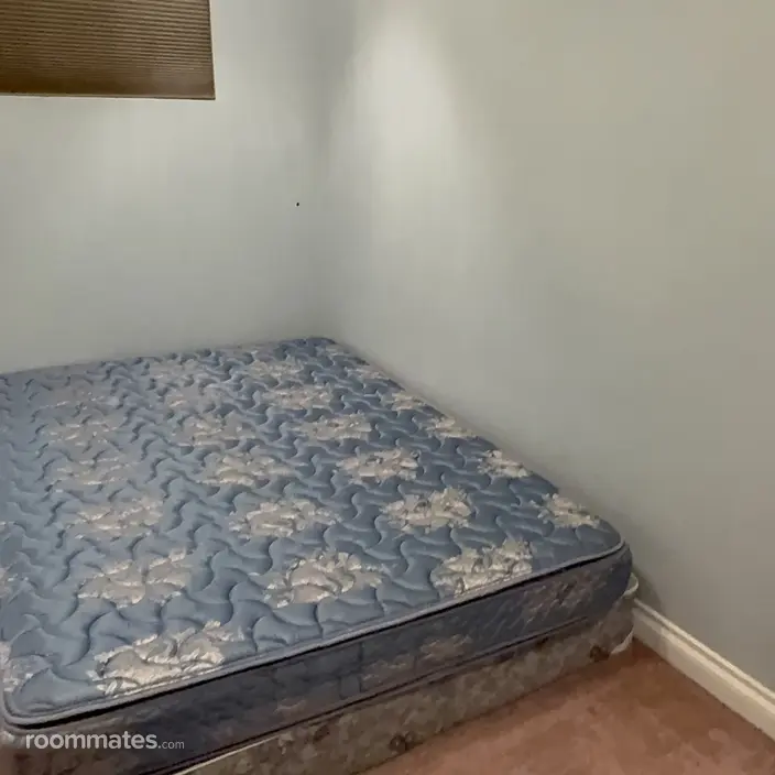 Room for rent in Anaheim, CA $850, house