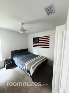 Room for rent in Fort Pierce, FL $730, house