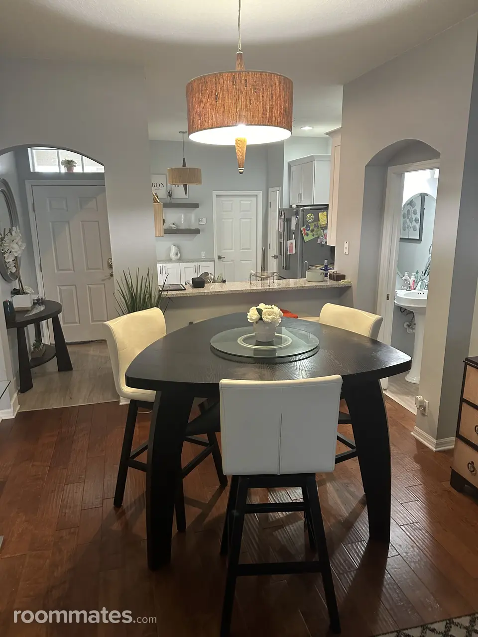 Profile photo 6 of 10