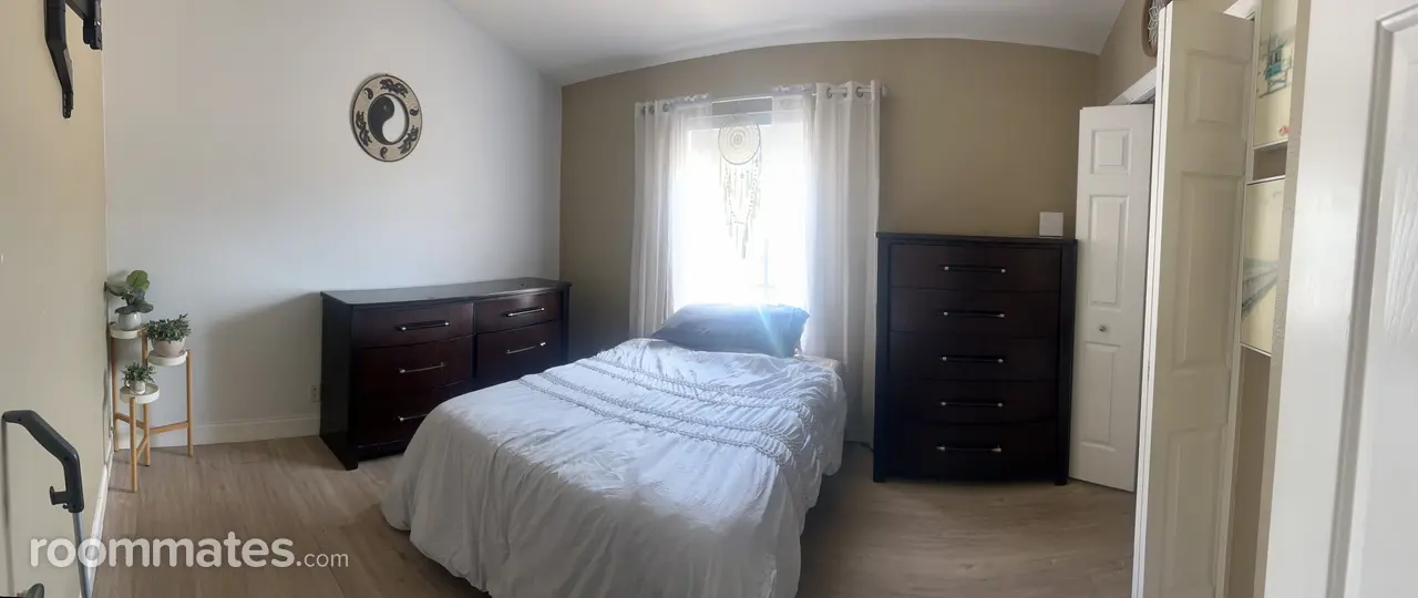 Profile photo 2 of 10