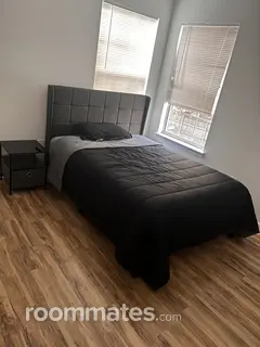 Room for rent in Newport News, VA $850, house