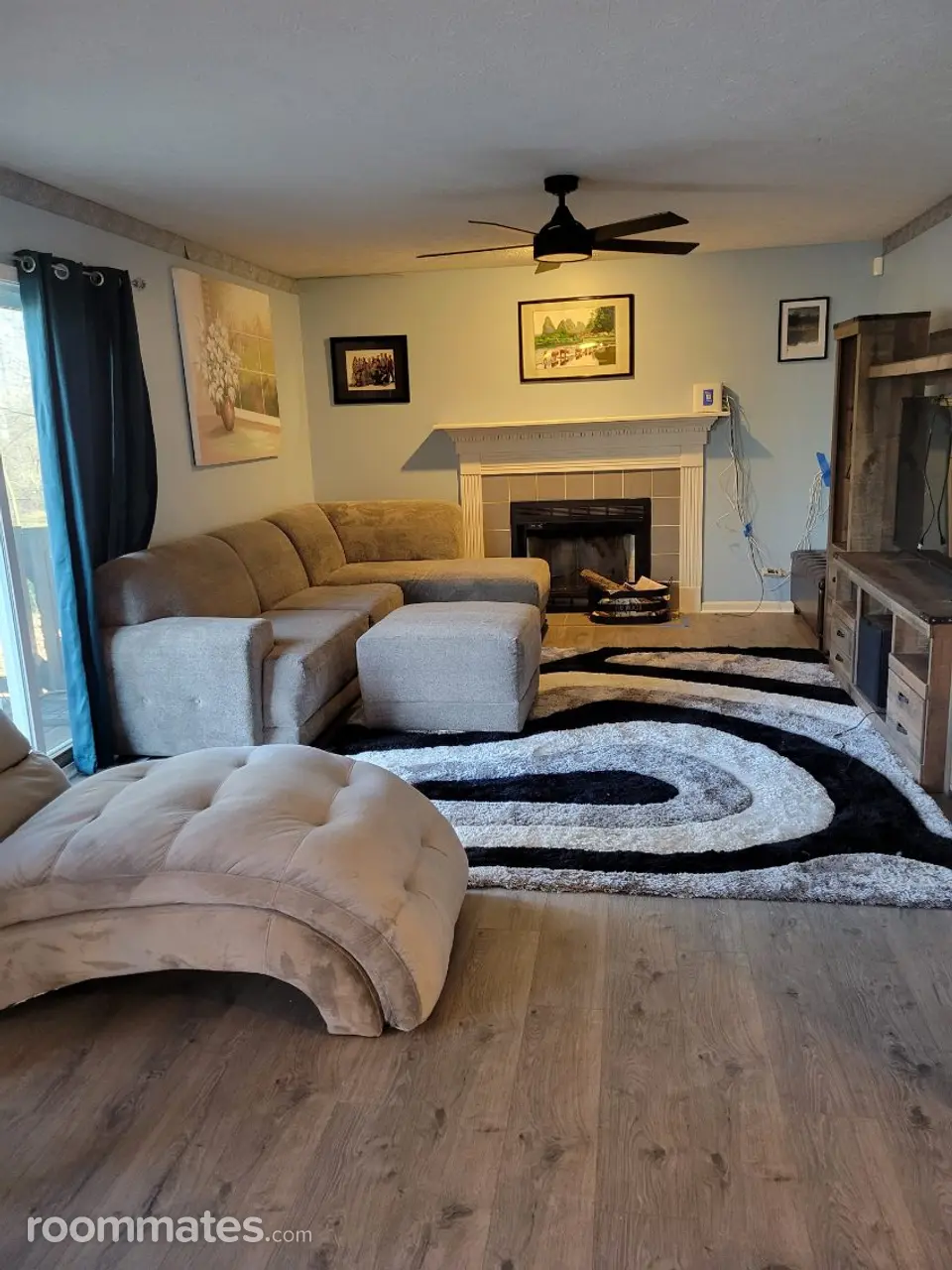 Profile photo 5 of 9