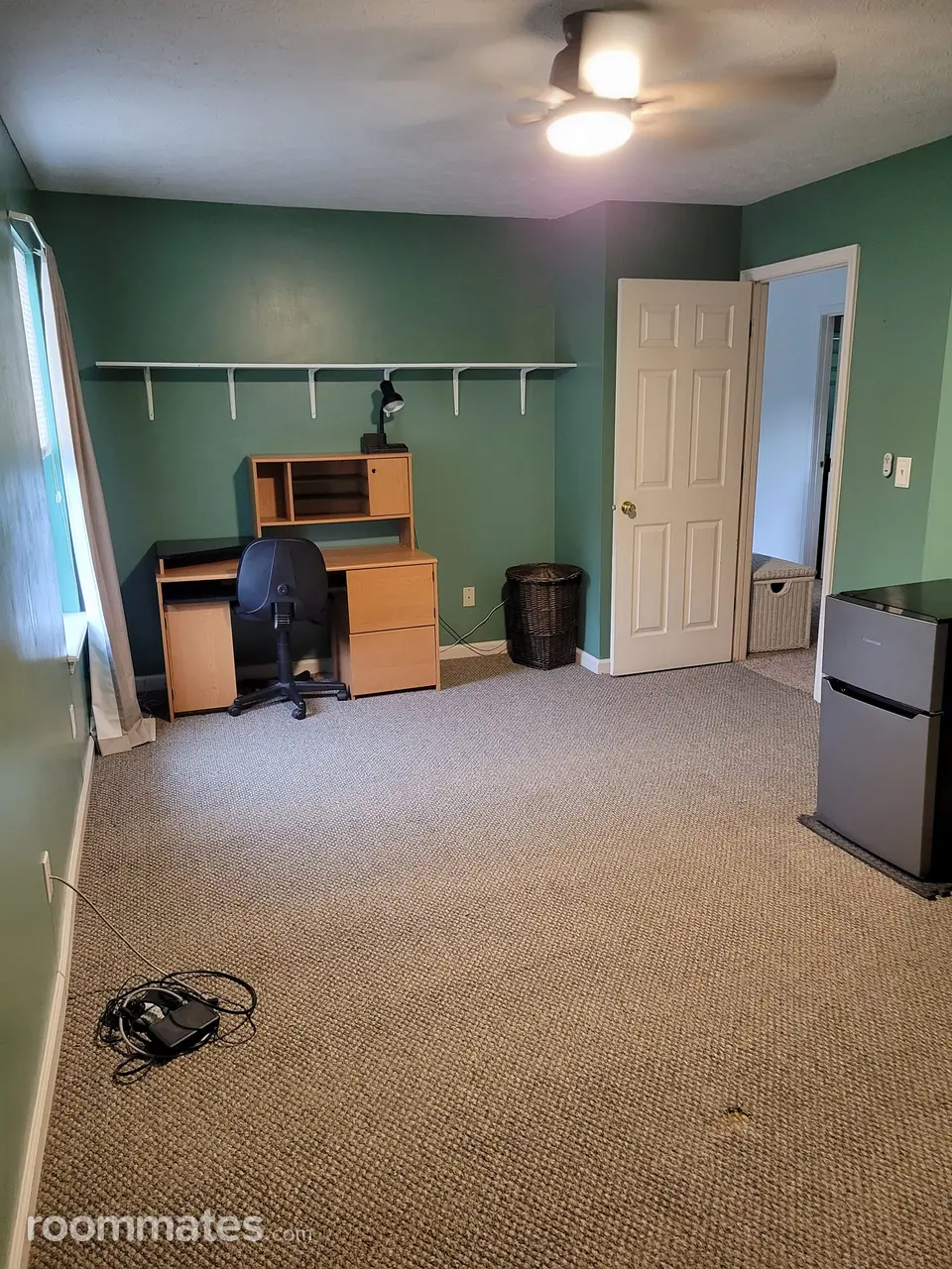 Profile photo 3 of 9