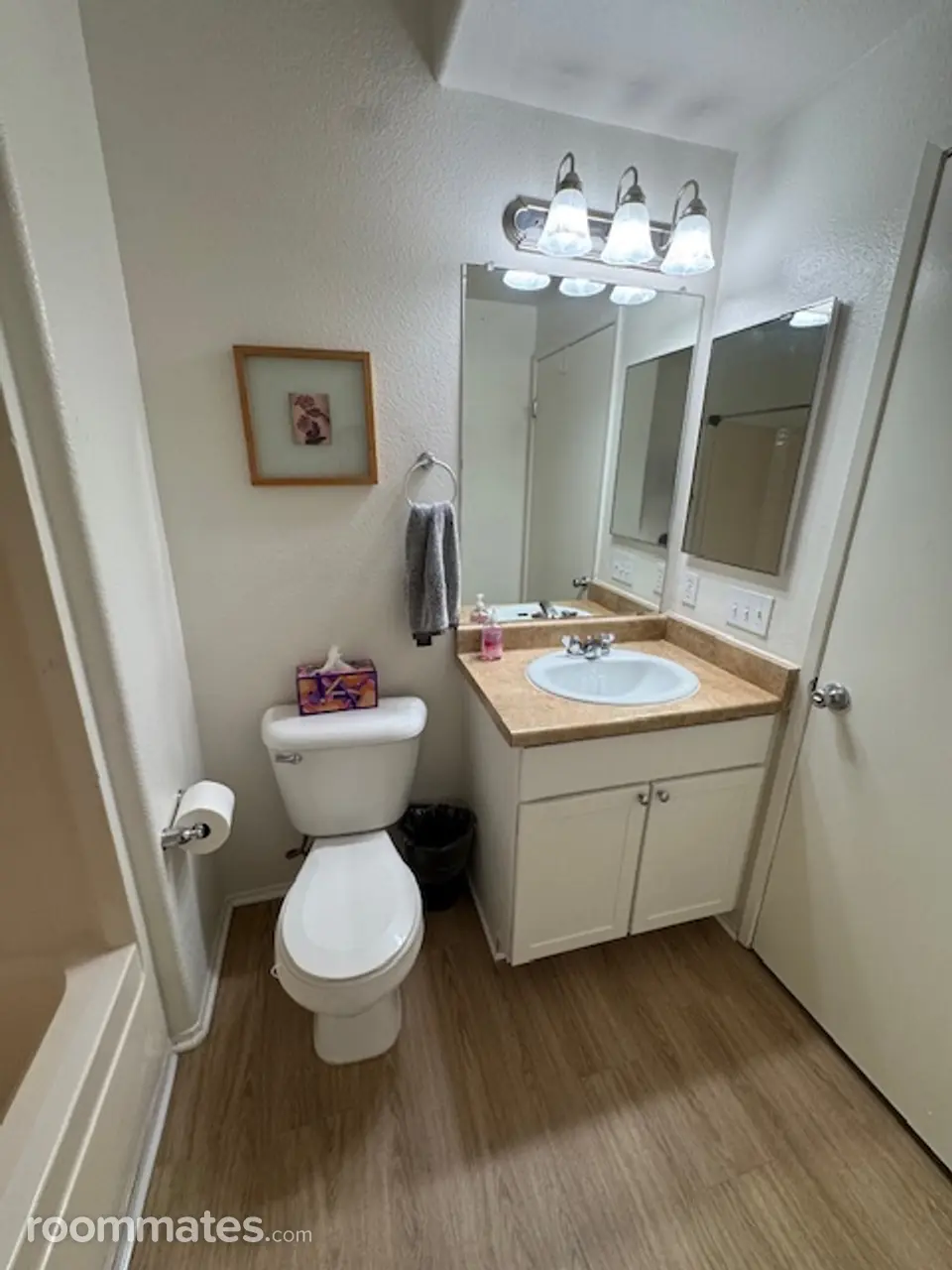 Profile photo 8 of 12