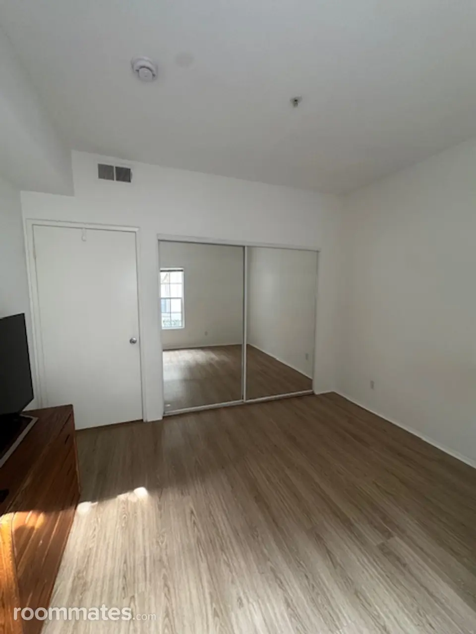 Profile photo 2 of 12