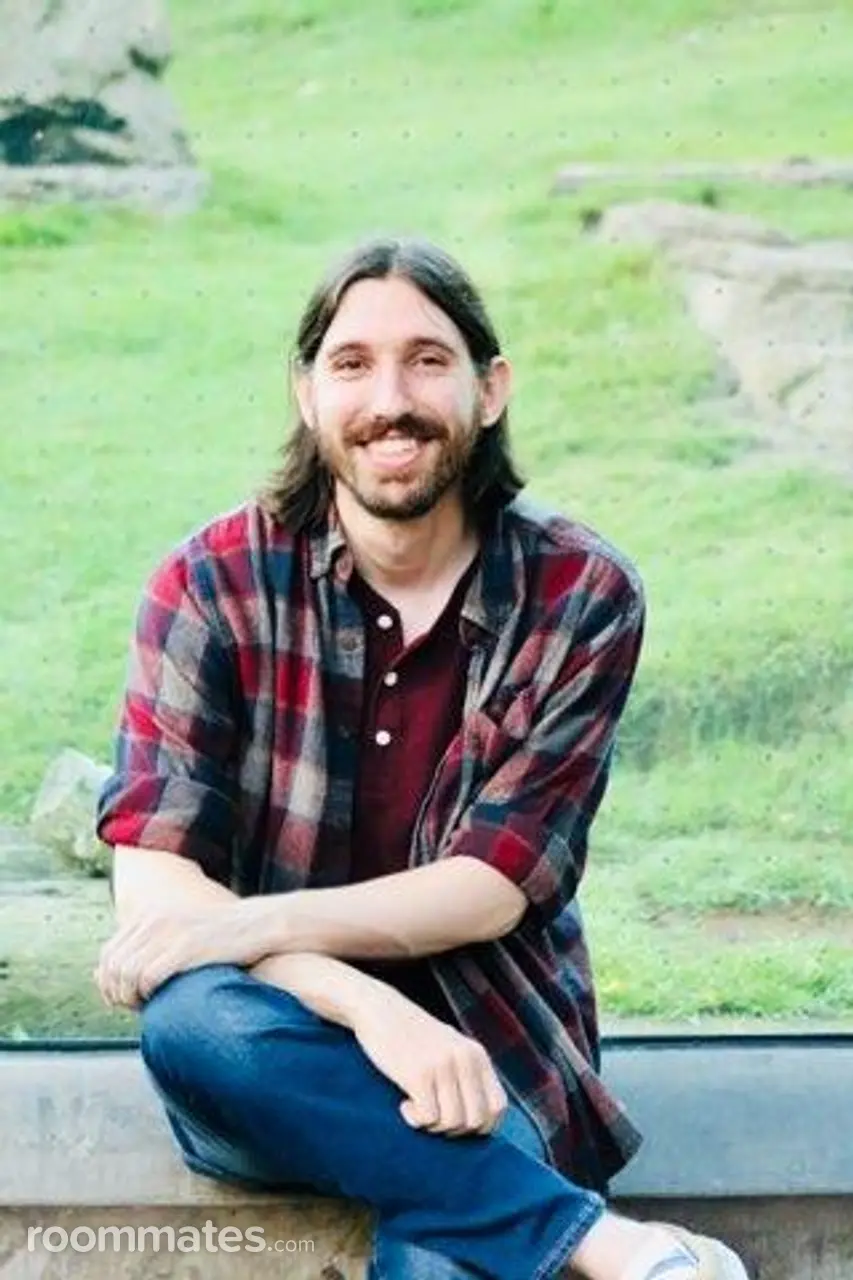 Profile photo 11 of 12