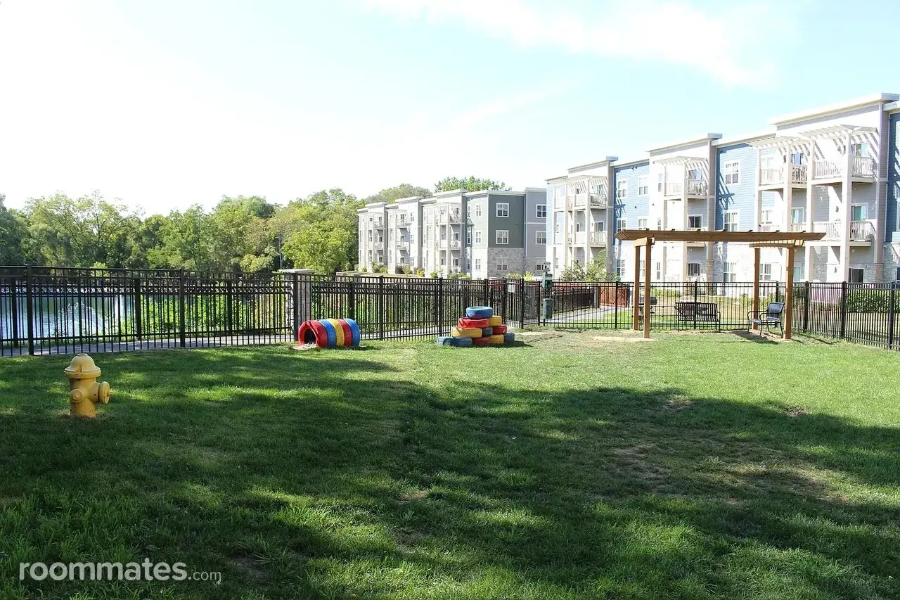 Profile photo 3 of 5