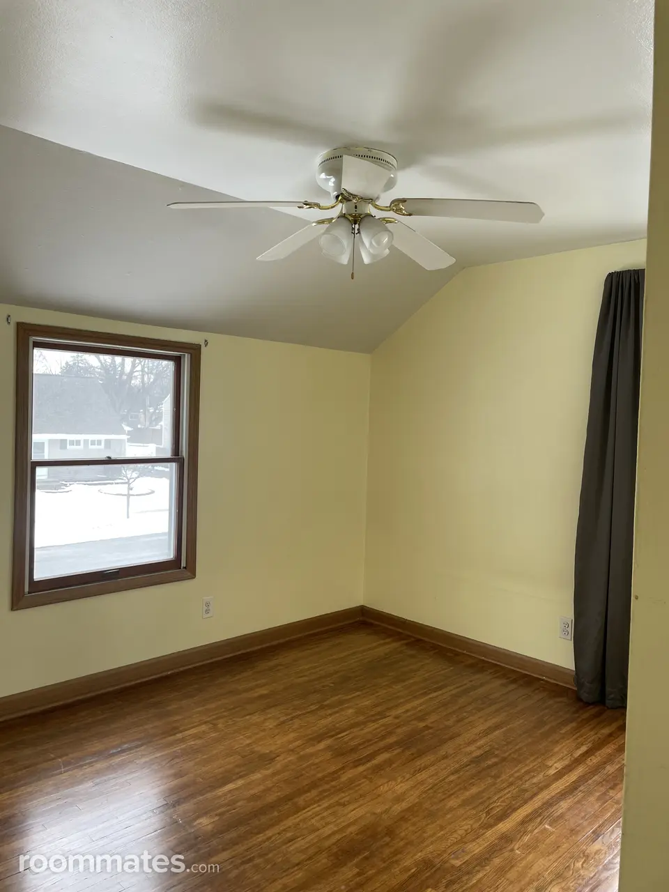 Profile photo 3 of 11