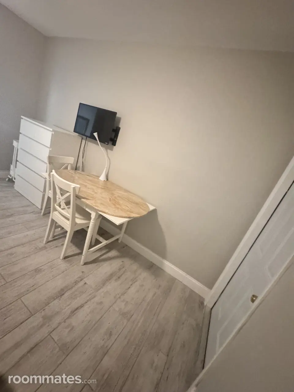 Profile photo 5 of 8