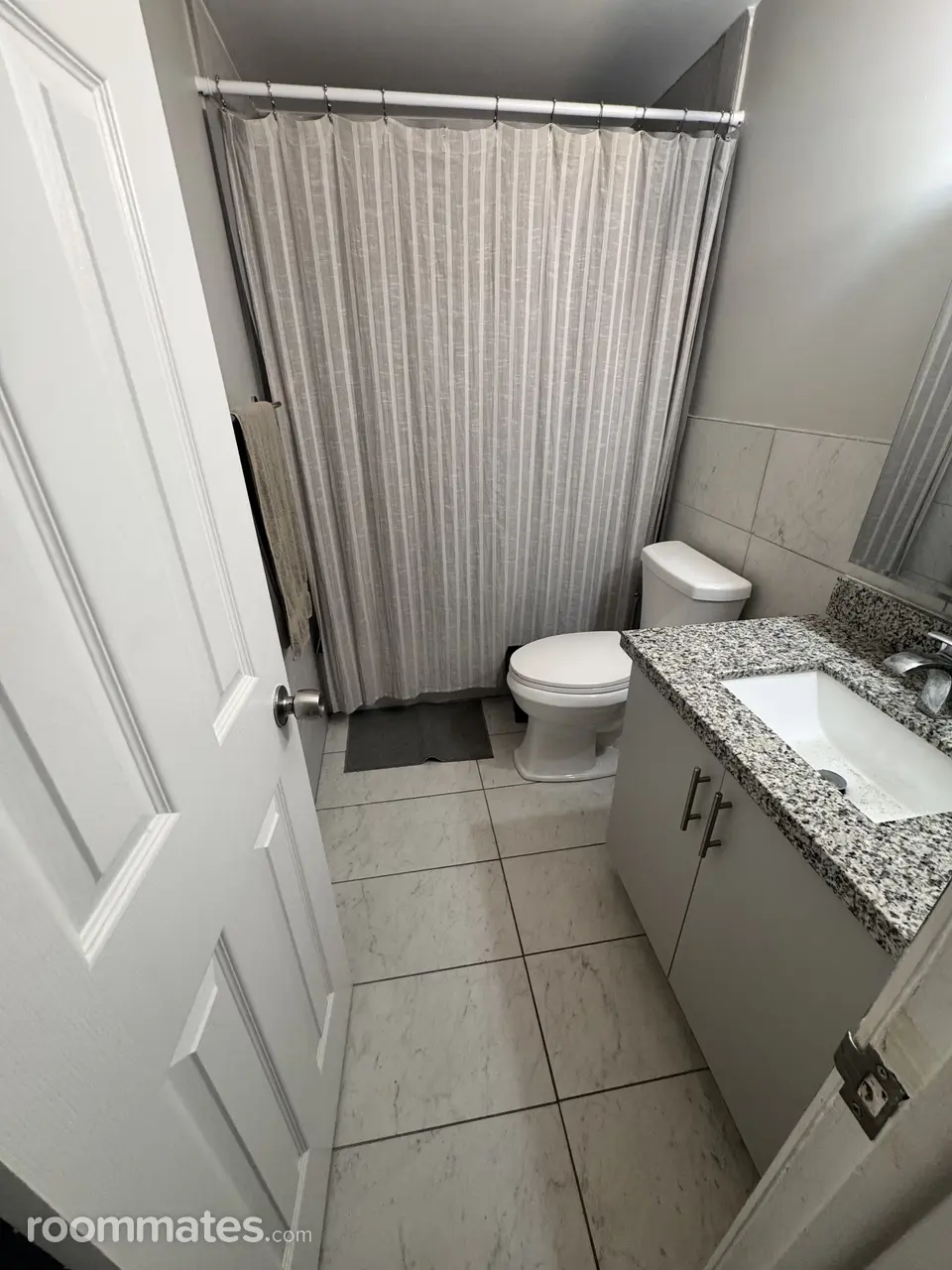 Profile photo 7 of 8