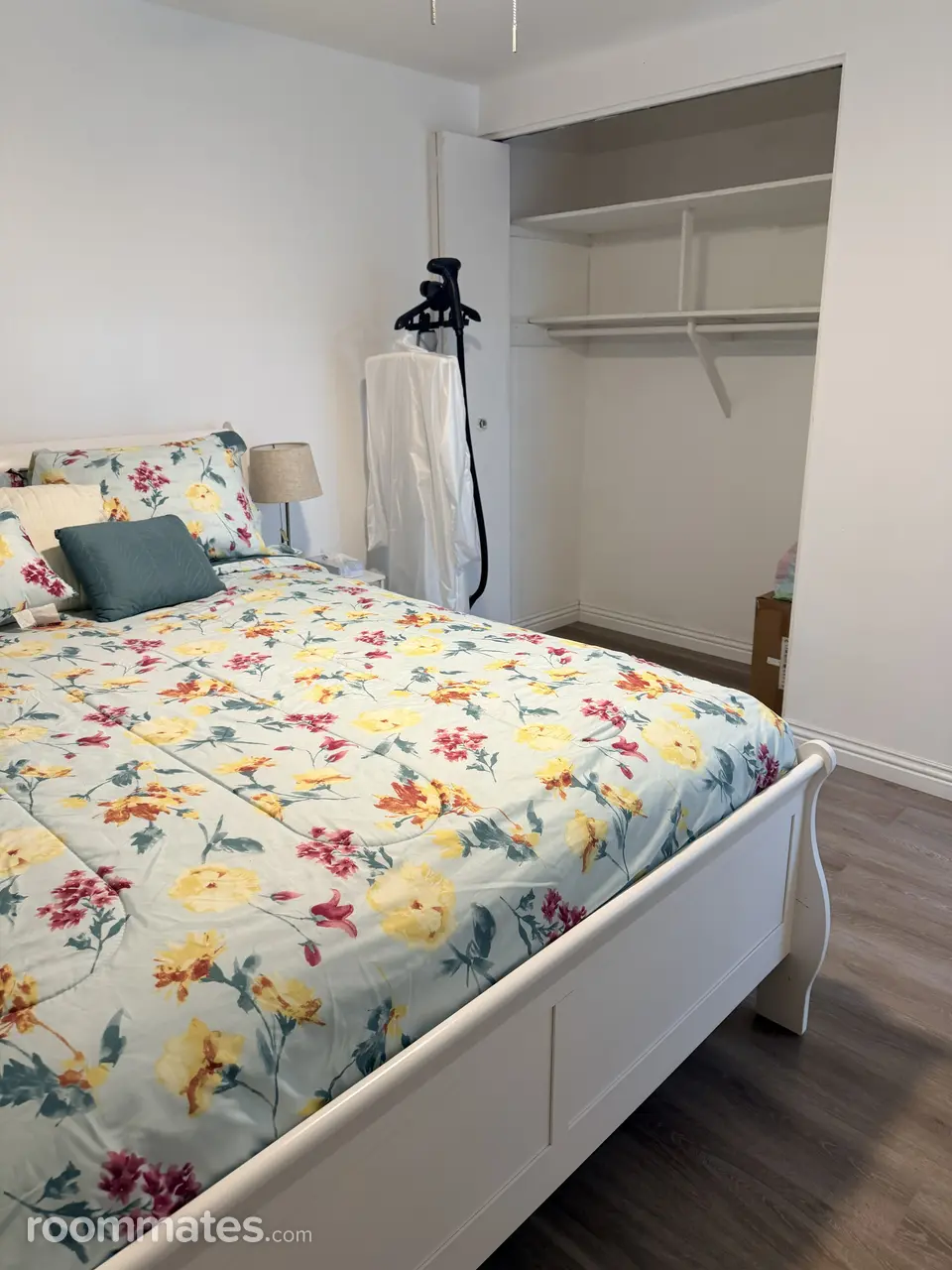 Profile photo 1 of 5