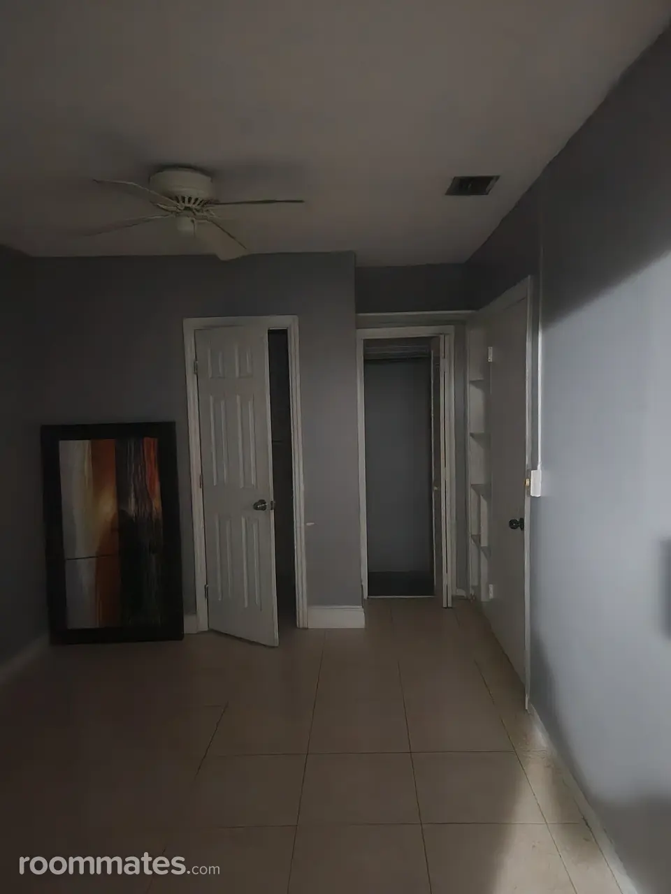 Profile photo 1 of 3