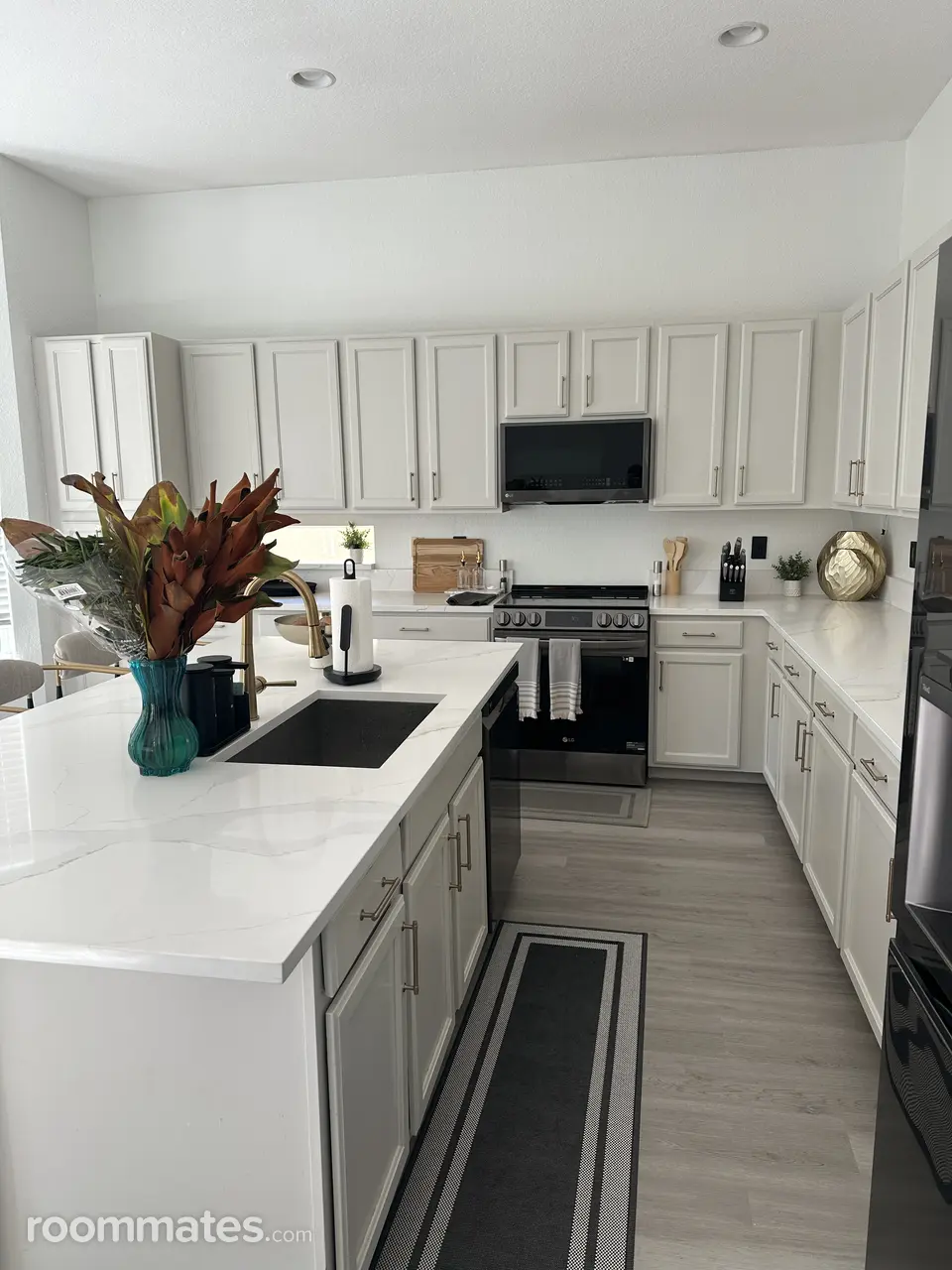 Profile photo 6 of 7